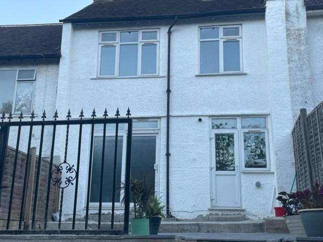 5 Bed 5Mins From Wembley Stadium 런던 외부 사진